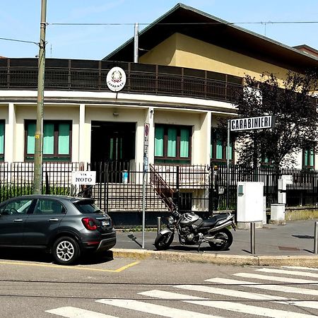 Borgo Milanese - Bocconi 15 Minuti Lägenhet Exteriör bild